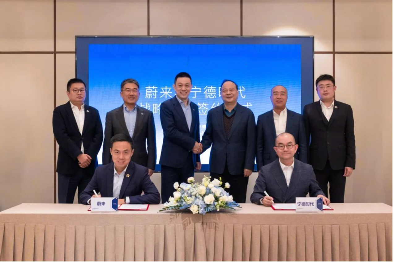 巧克力换电与蔚来达成换电战略合作